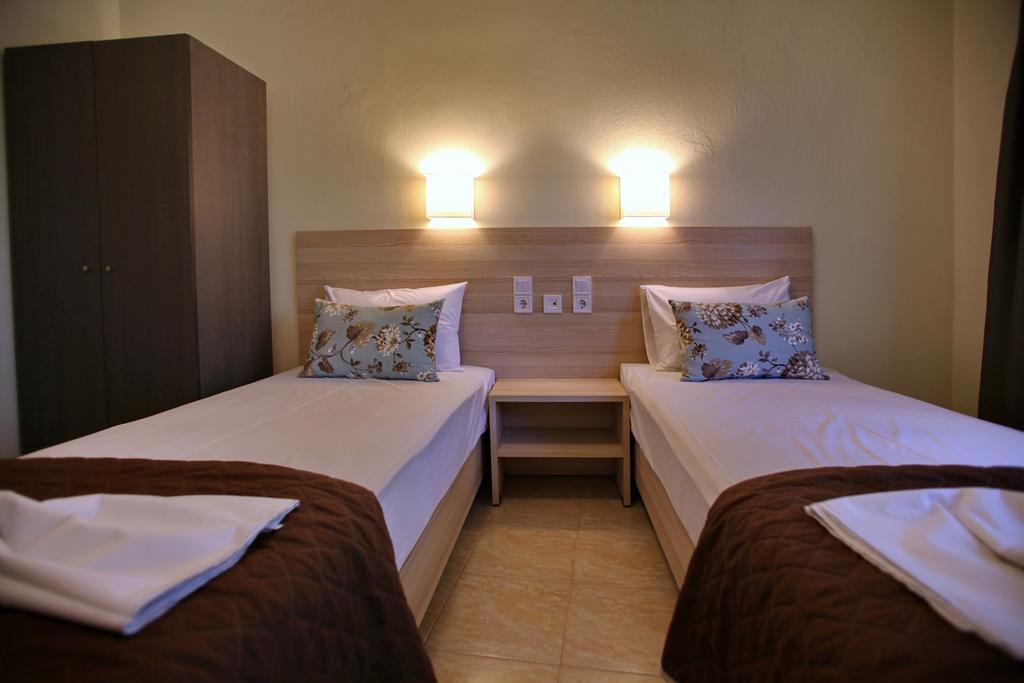 Aktaion Guest Rooms สโกเปลอสทาวน์ ห้อง รูปภาพ