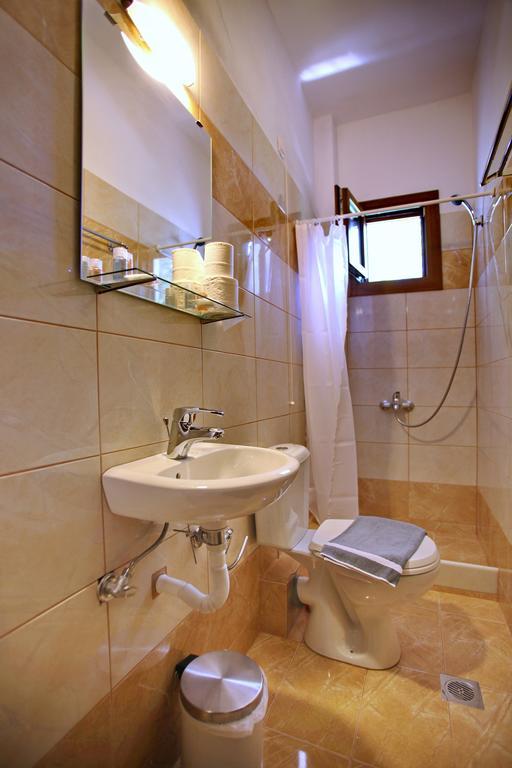 Aktaion Guest Rooms สโกเปลอสทาวน์ ห้อง รูปภาพ